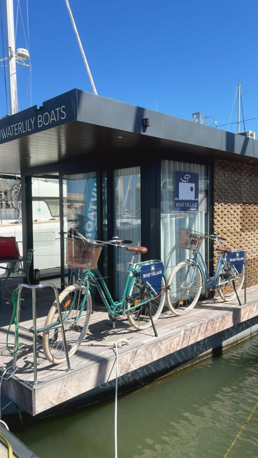 Casas Flotantes - Boatvillage Docked boat in Ayamonte