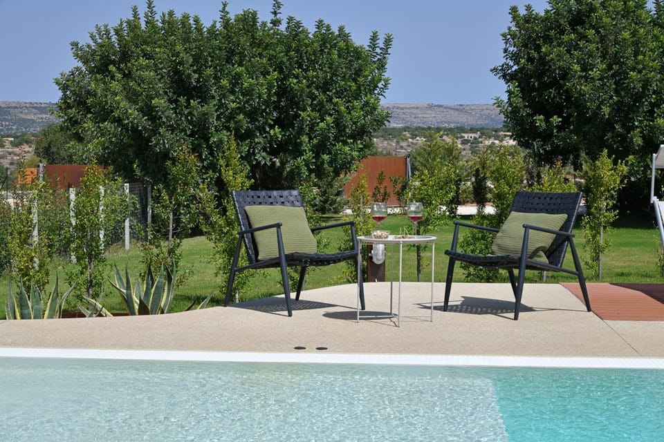 Patio, Day, Natural landscape, Garden, Dining area, Garden view, Mountain view, Pool view, Swimming pool, sunbed