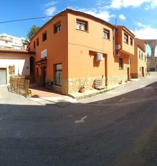 El Vinilo. Aparcamiento exterior gratuito Apartment in Teruel