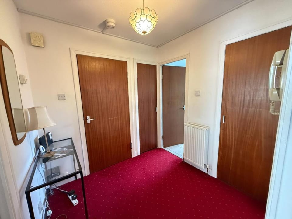 Anniesland Glasgow 1bd Flat - Free Parking Apartment in Glasgow