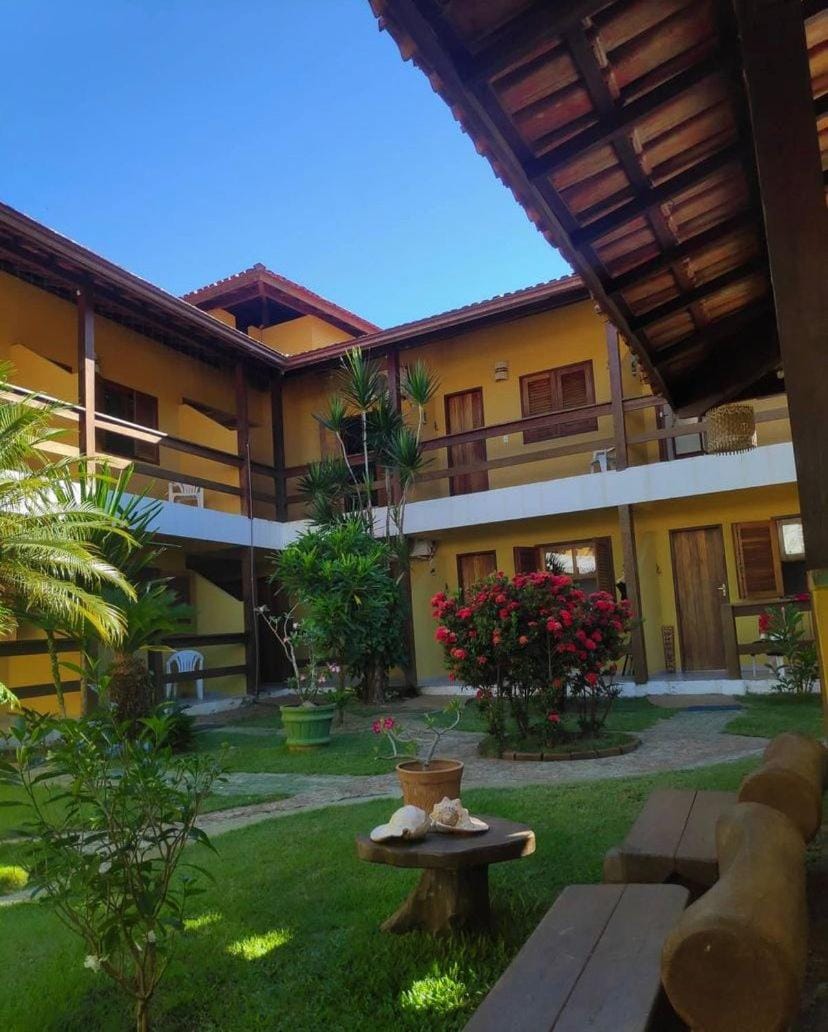 Property building, Day, Garden, Balcony/Terrace, Garden view