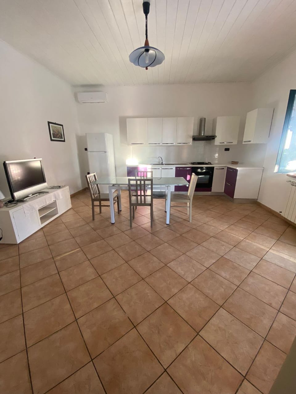 Kitchen or kitchenette, Seating area, Dining area, pet friendly