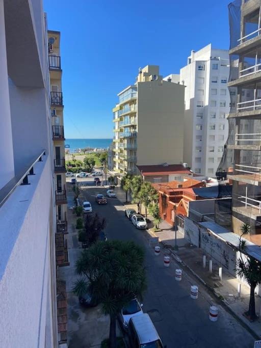 C Amplio y Cómodo depto. en Mar del Plata a pasos del mar Apartment in Mar del Plata