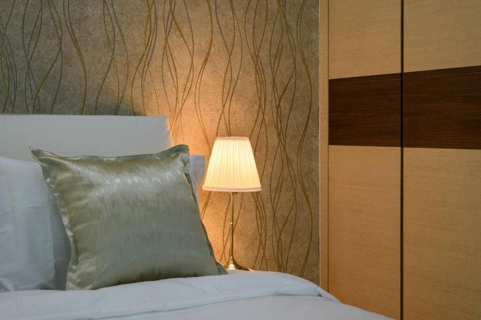 2R1B/Seaview Tropical /1~8Pax/Gurney Mansion One Apartment in George Town