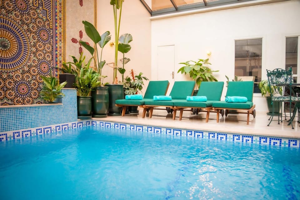 Swimming pool