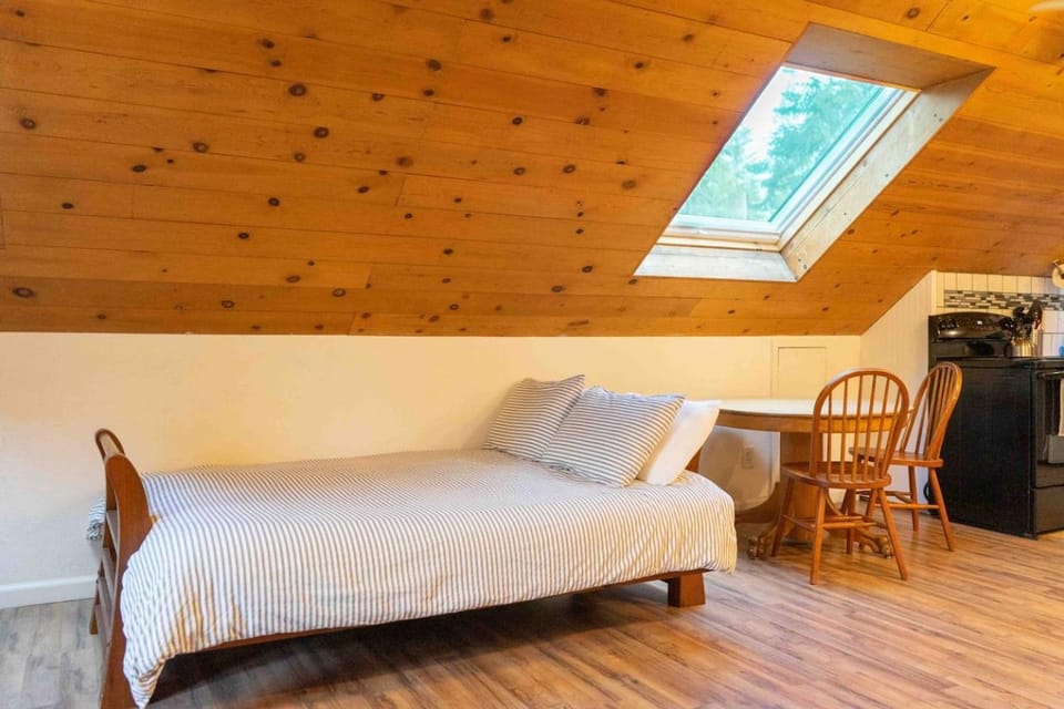 Hawks Nest- Perfect Getaway in Shaver Lake House in Shaver Lake