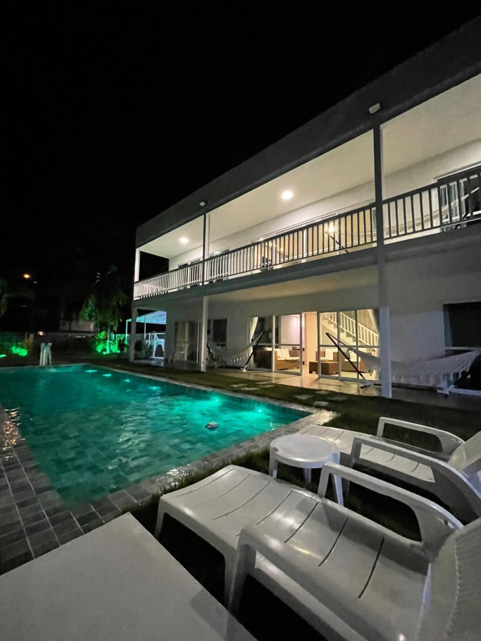 Casa Blanca Hibiscus Angra de Ipioca Maceió House in Maceió