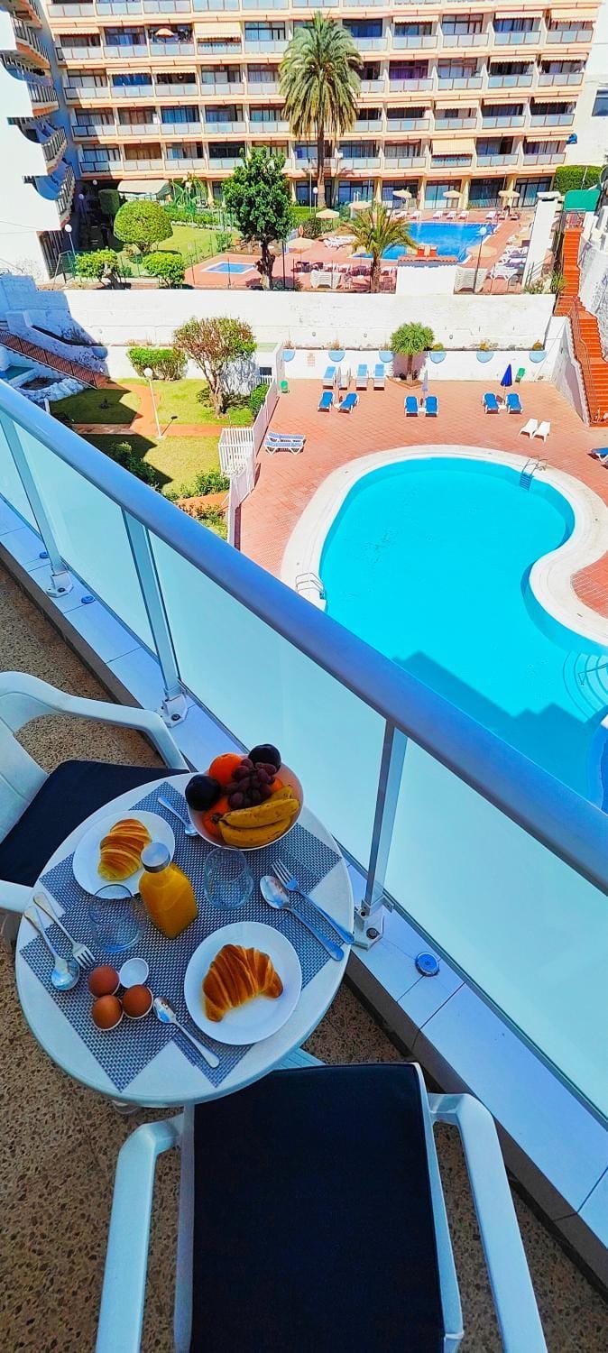 Balcony/Terrace, Pool view