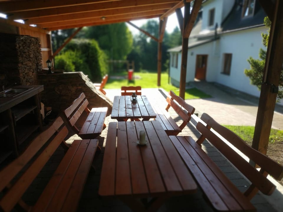Chalupa NA ZEMI 211, Andělská Hora House in Czechia