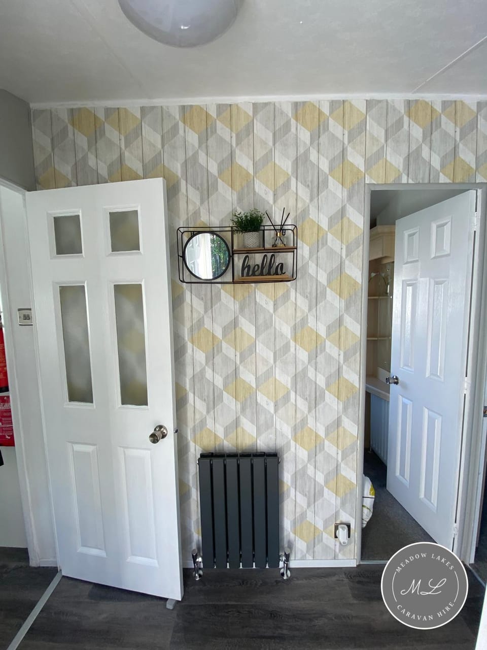 Palm Grove 2- Golden Palm - Pet friendly, WiFi, bed linen, central heating - Meadow Lakes Caravan & Lodge Hire House in Chapel Saint Leonards