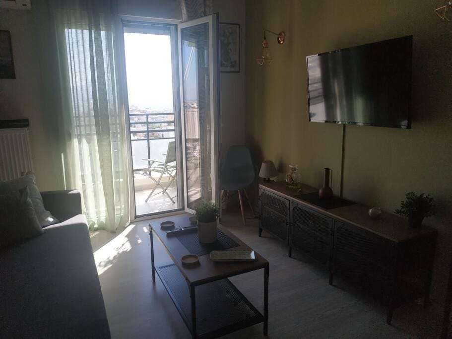 Athens view apartment near Metro station Agia Marina Apartment in East Attica Regional Unit, Greece