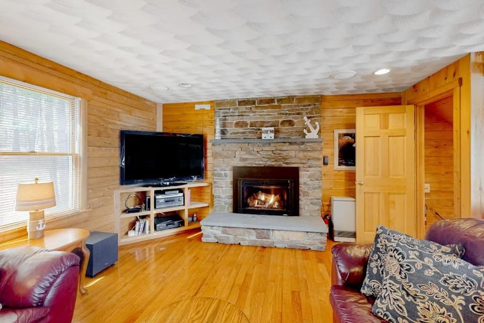 Palisades Pines House in Maine