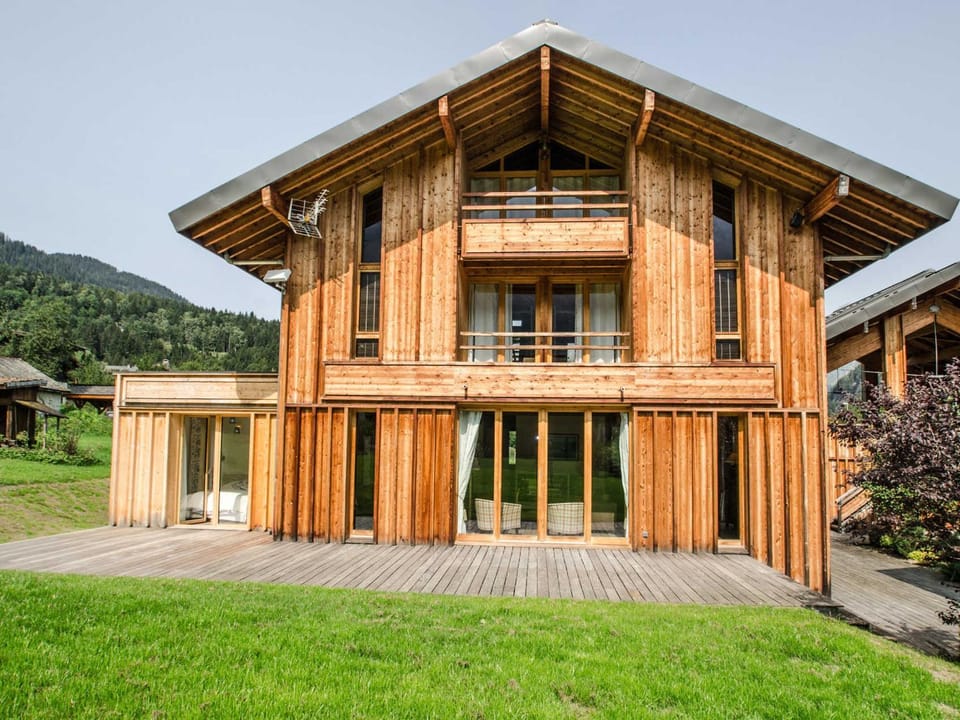 Chalet contemporain 3* proche pistes, 6 chambres pour 12 personnes - FR-1-343-179 Chalet in Les Houches