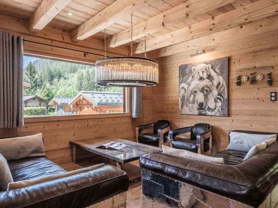 Chalet moderne 4 étoiles, 11 pers., sauna et parking - FR-1-343-180 Chalet in Chamonix