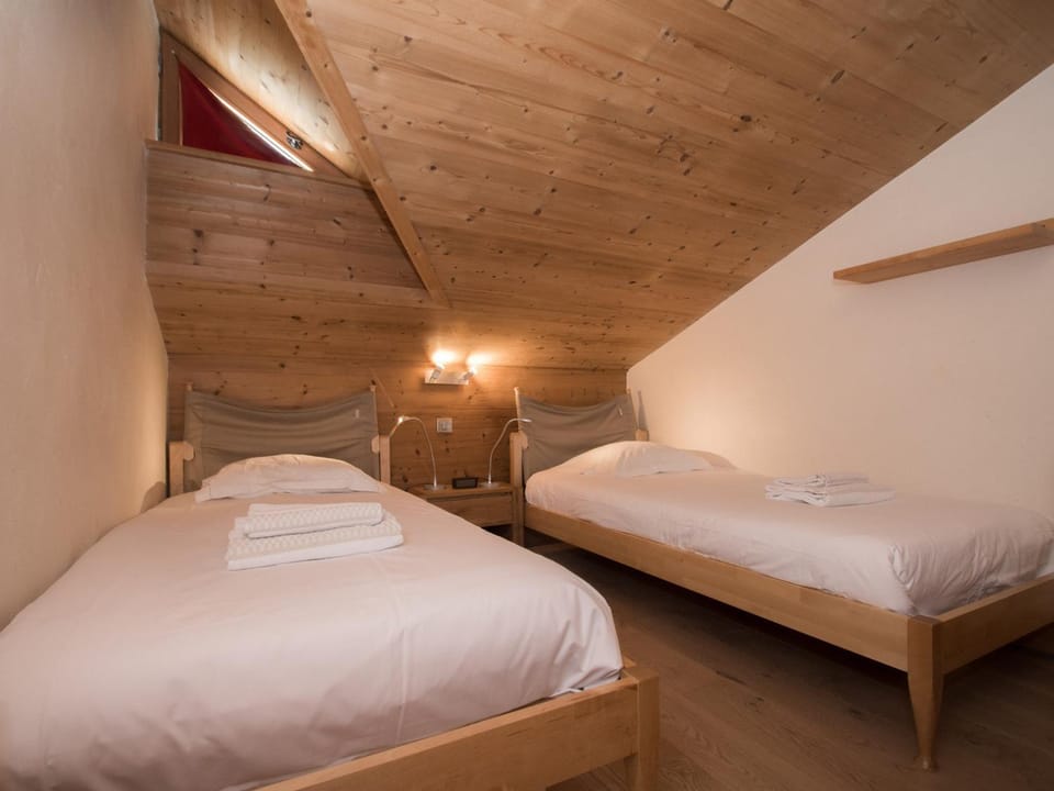 Chalet mitoyen aux pieds des pistes pour 6 pers., animaux admis, à Chamonix - FR-1-343-225 Chalet in Chamonix