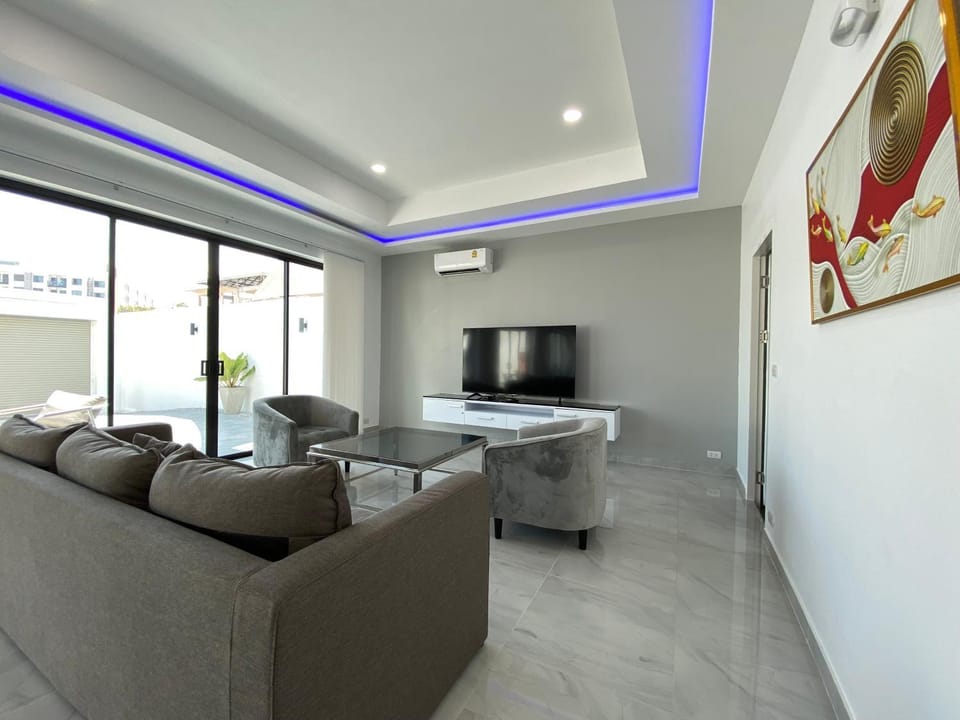 TV and multimedia, Living room