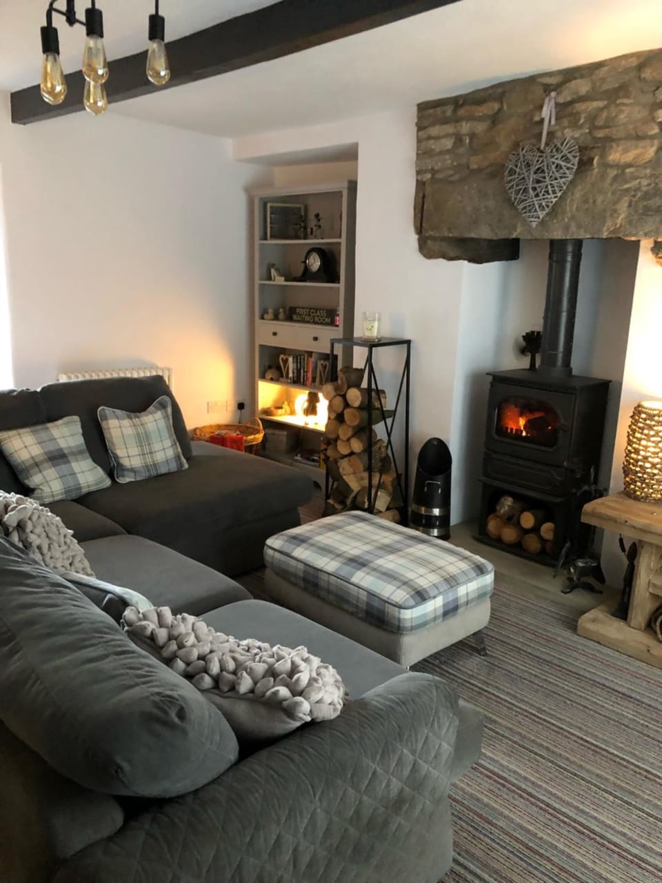 Communal lounge/ TV room