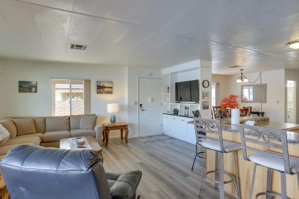 Riverfront Bullhead City House w/ Balcony! House in Bullhead City