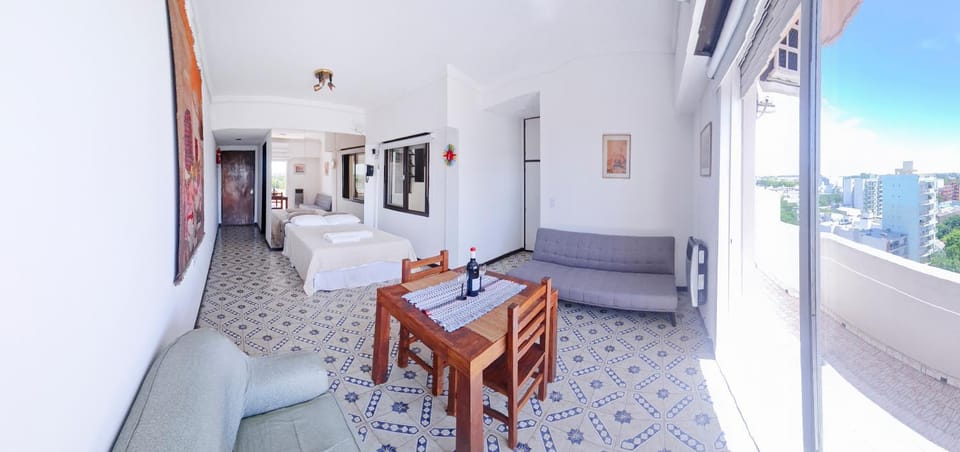 Bed, TV and multimedia, View (from property/room), Balcony/Terrace, Living room, Photo of the whole room, Seating area, Dining area, Bedroom