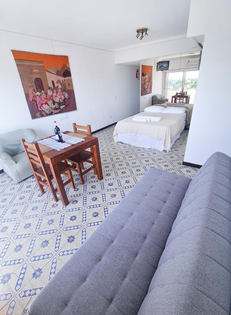 Bed, Living room, Photo of the whole room, Seating area, Dining area, Bedroom