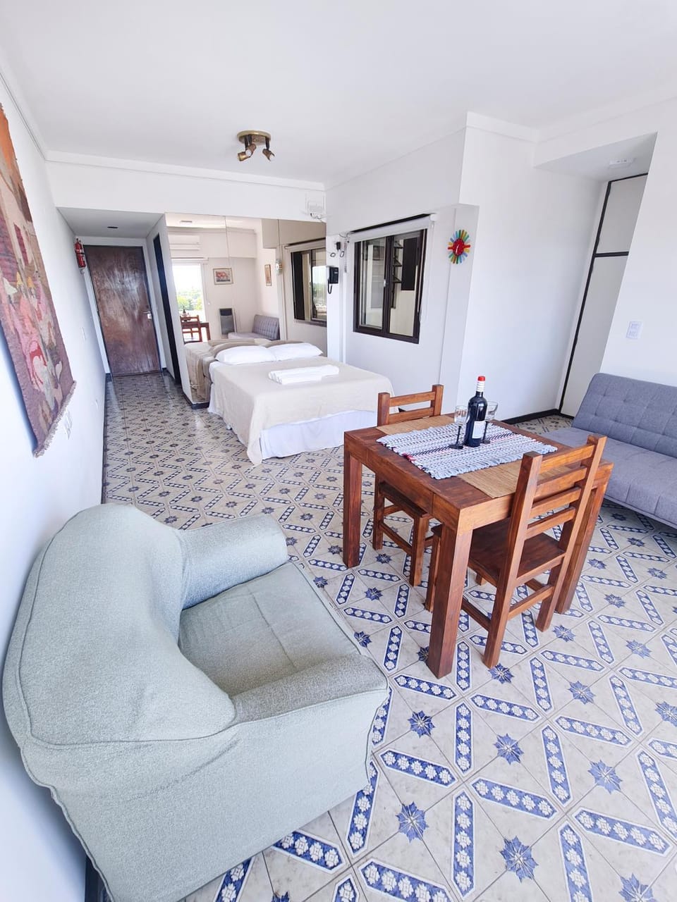Bed, Living room, Photo of the whole room, Seating area, Dining area, Bedroom