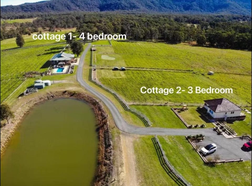 Creekside Estate Whole site 2 Cottages 7 Bedrooms House in Cooranbong