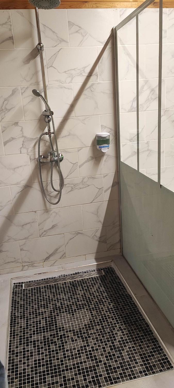 Adorable petit châlet près de la forêt et des commerces Chalet in Le Havre