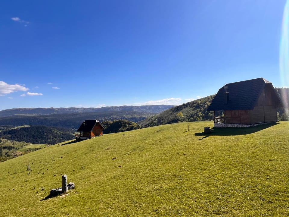 Zlatarski raj House in Zlatibor District, Serbia