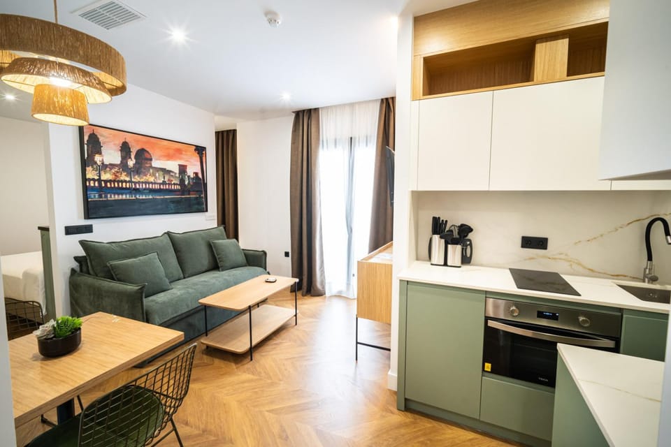 Kitchen or kitchenette, Living room