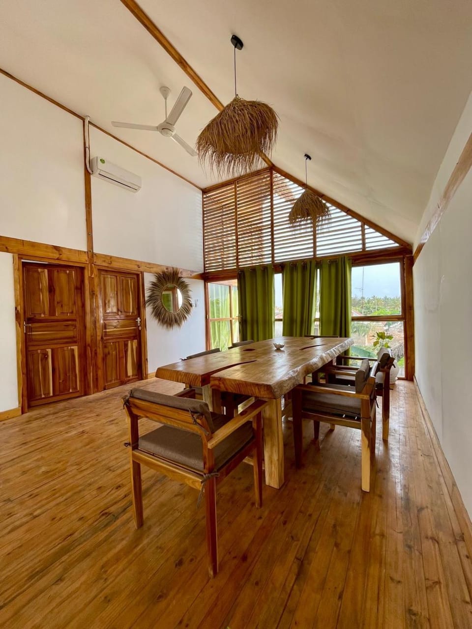 Dar Mar Hostel & Coworking Bed and Breakfast in Tanzania