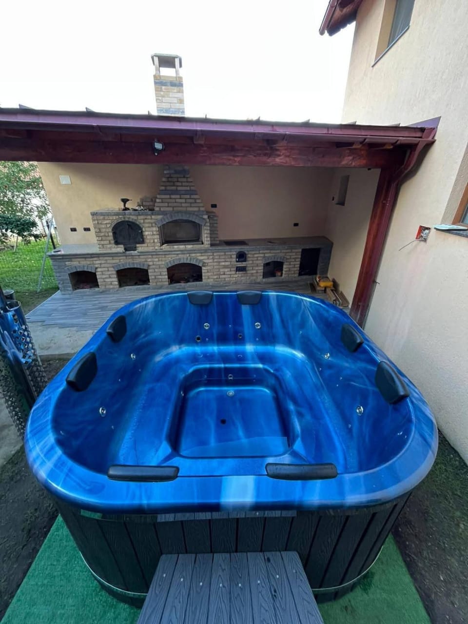Hot Tub