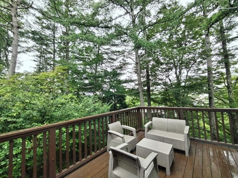 Suite Villa Yamanakako House in Kanagawa Prefecture