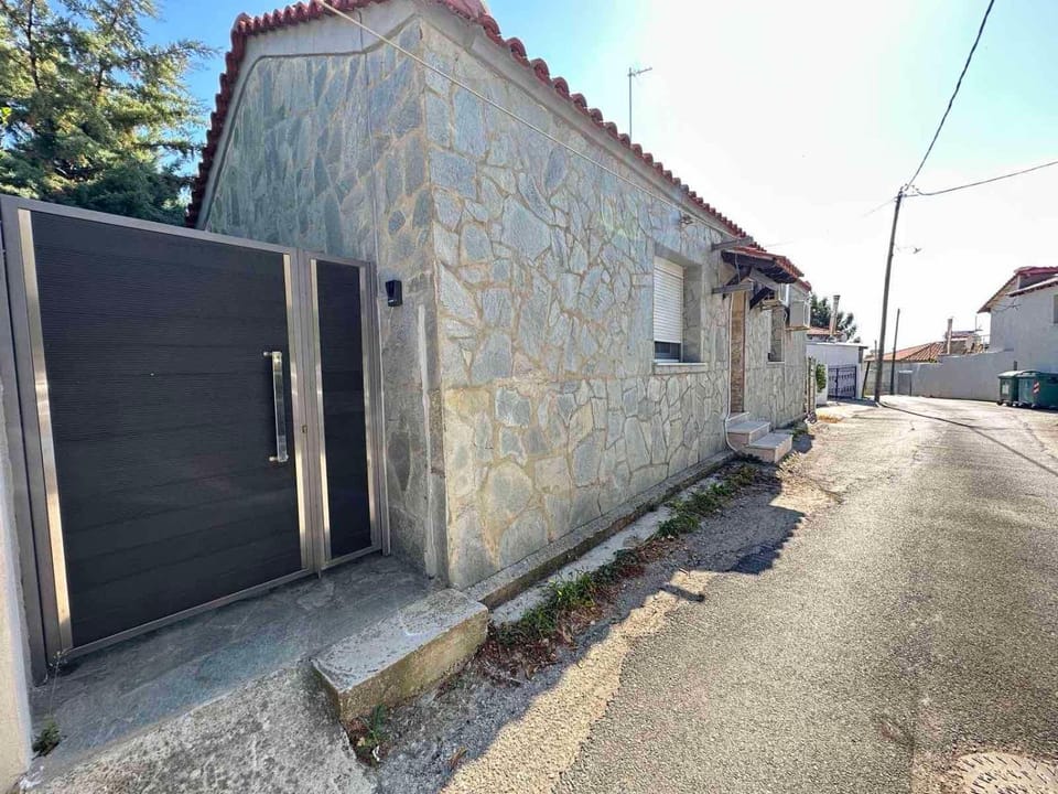 Property building, Street view