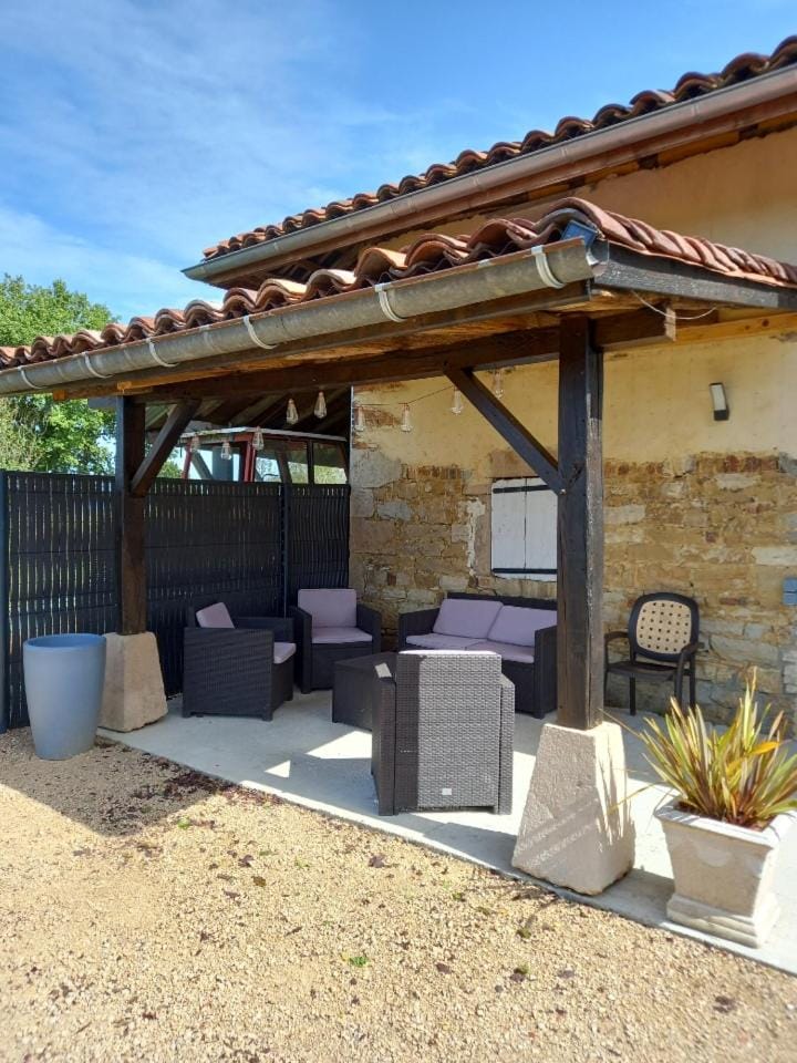 Le Campagnard & Le Maryline # Wifi # Clim # Parking Gratuit # Calme & Nature Apartment in Bourgogne-Franche-Comté