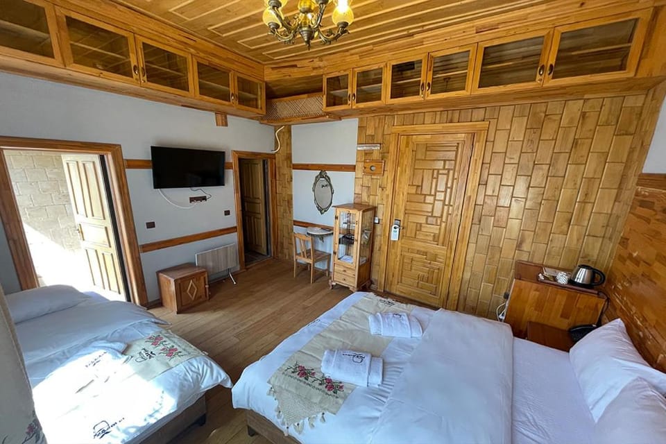 Osmanlı Paşa Otel- Konaklama Hotel in Turkey