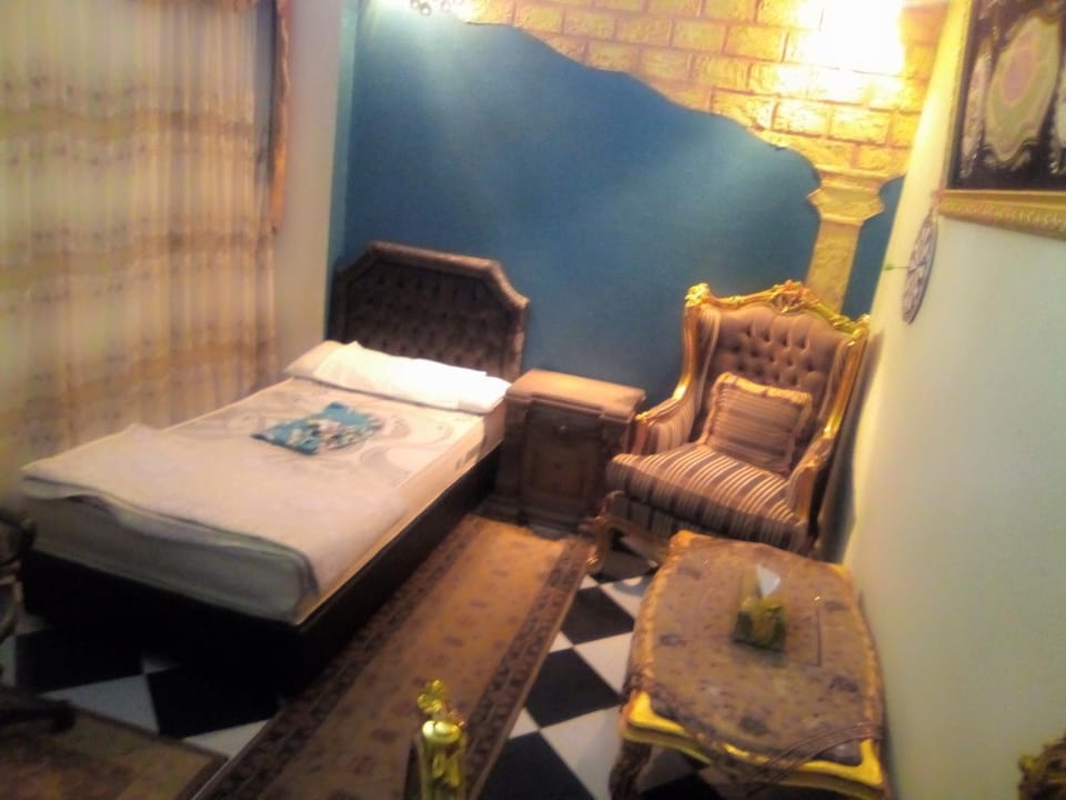 Cozy Budget Rooms Vacation rental in Alexandria