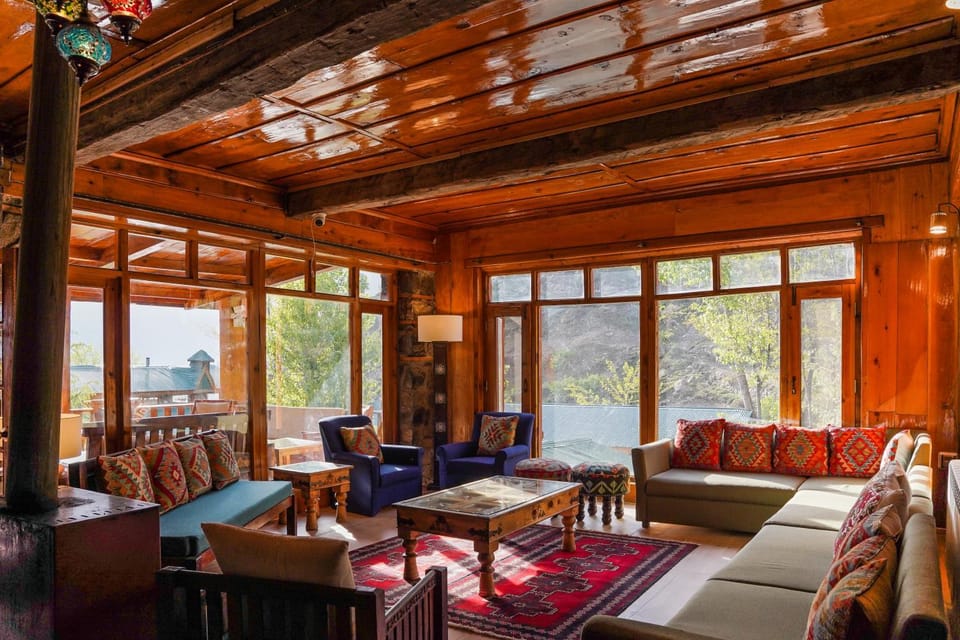 Walnut Heights By Roomy, Kalam Hotel in Pakistan