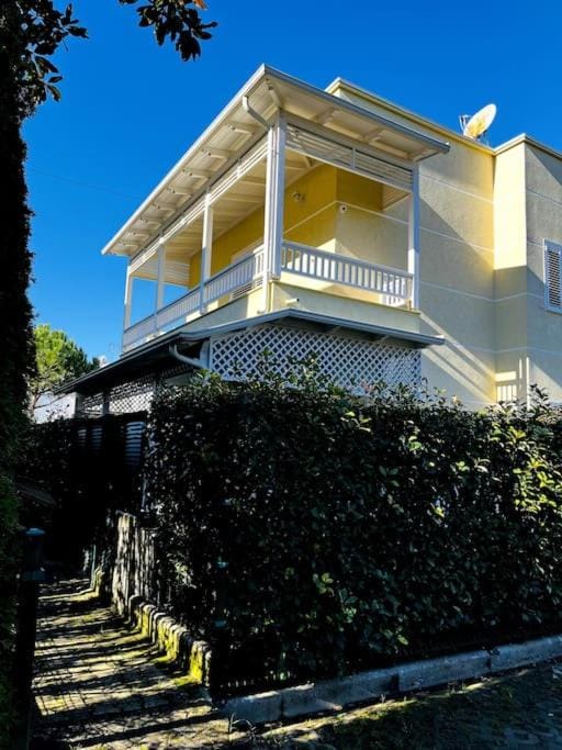 Property building, Balcony/Terrace