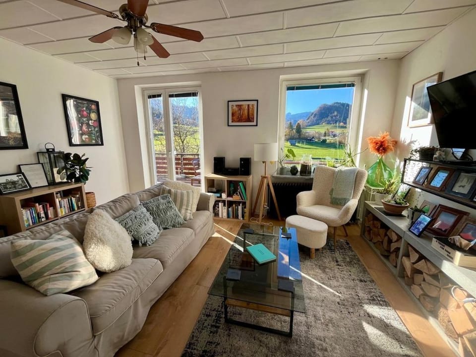 TV and multimedia, Living room, Seating area, Mountain view, fireplace