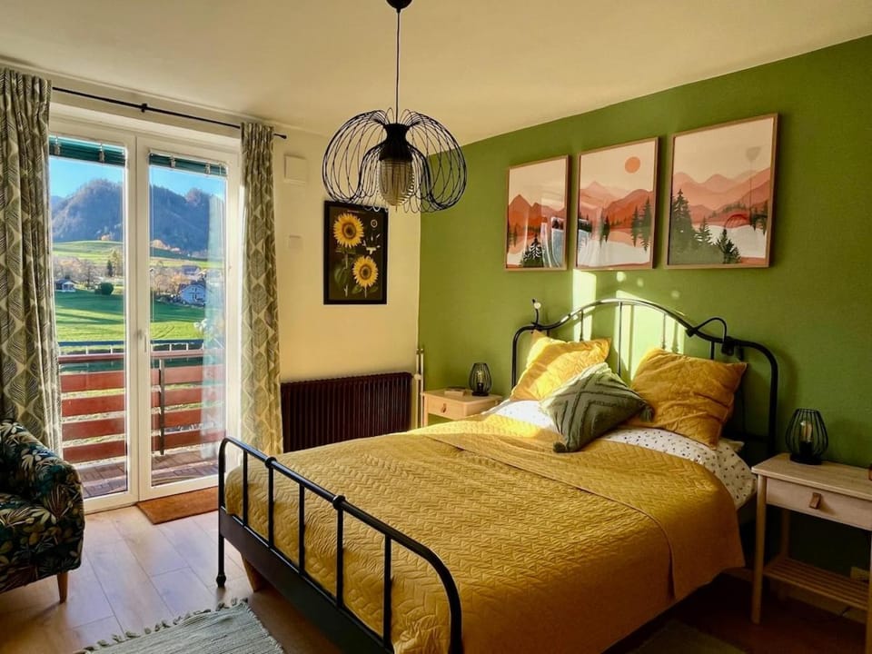 Bed, View (from property/room), Bedroom