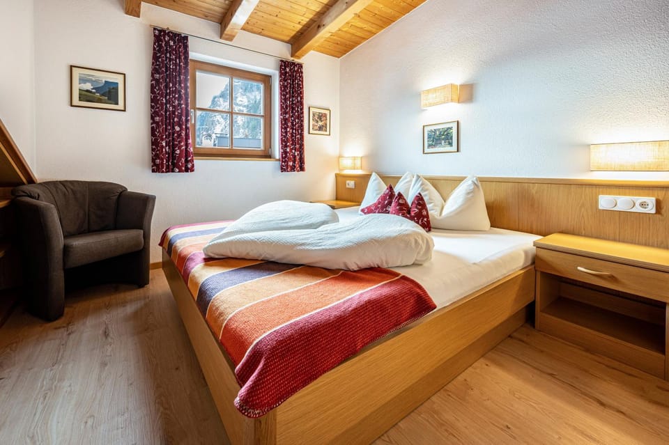 Property building, Living room, Bedroom