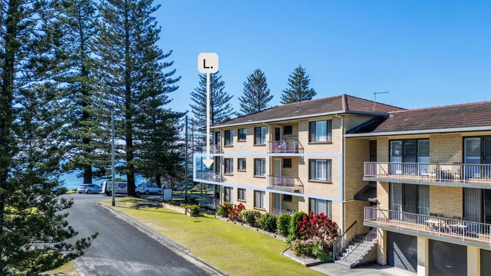 Flinders Lodge Unit 3 - Lifestyle Yamba House in Yamba