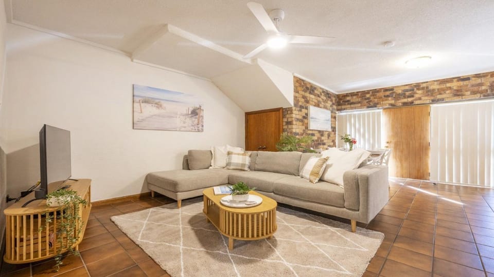 Doncaster 2 - Lifestyle Yamba House in Yamba