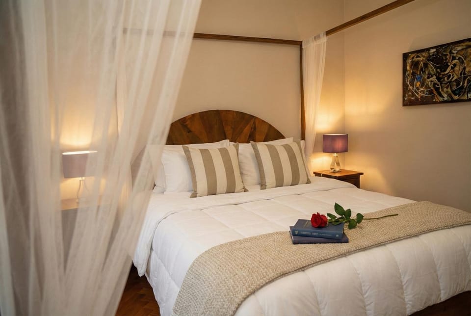 Patio, Bed, Photo of the whole room, Bedroom, heating, towels, air conditioner