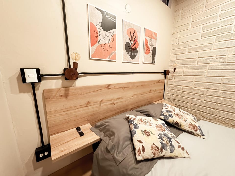 Alojamiento en Parques del Río, Medellín - NID104 By Roots Rentals Apartment in Medellin