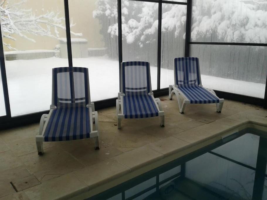 Winter, Swimming pool, sunbed