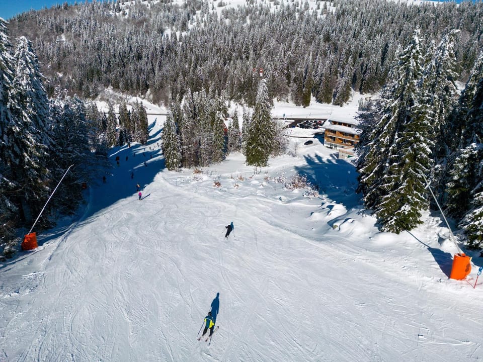 Property building, Winter, Skiing