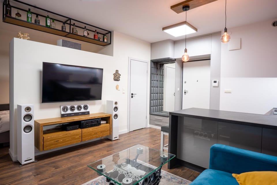 TV and multimedia, Living room