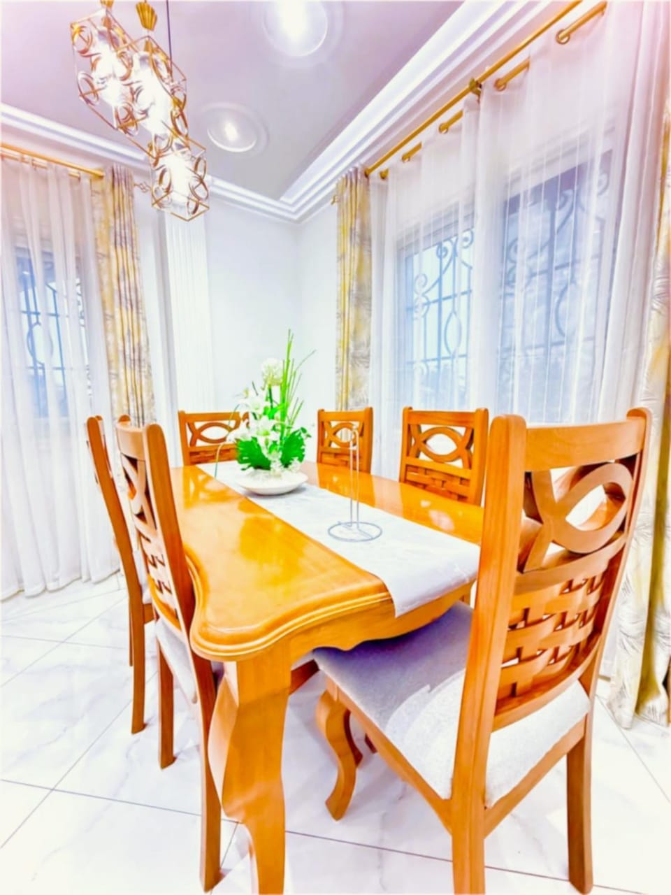 MH - Upper Floor Apart Apartment in Douala