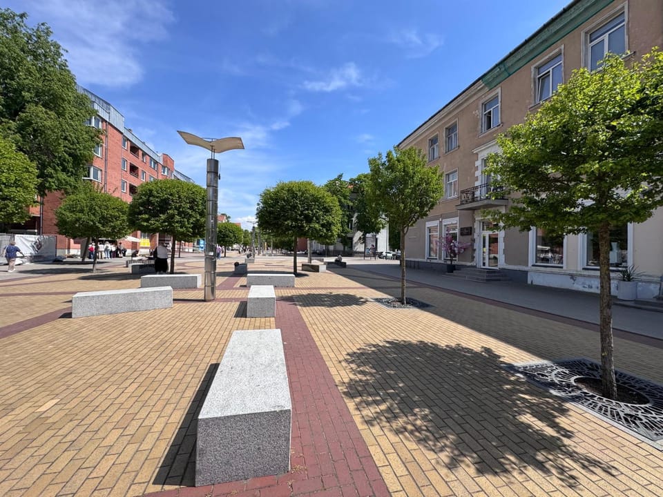 Property building, Day, Neighbourhood, Street view
